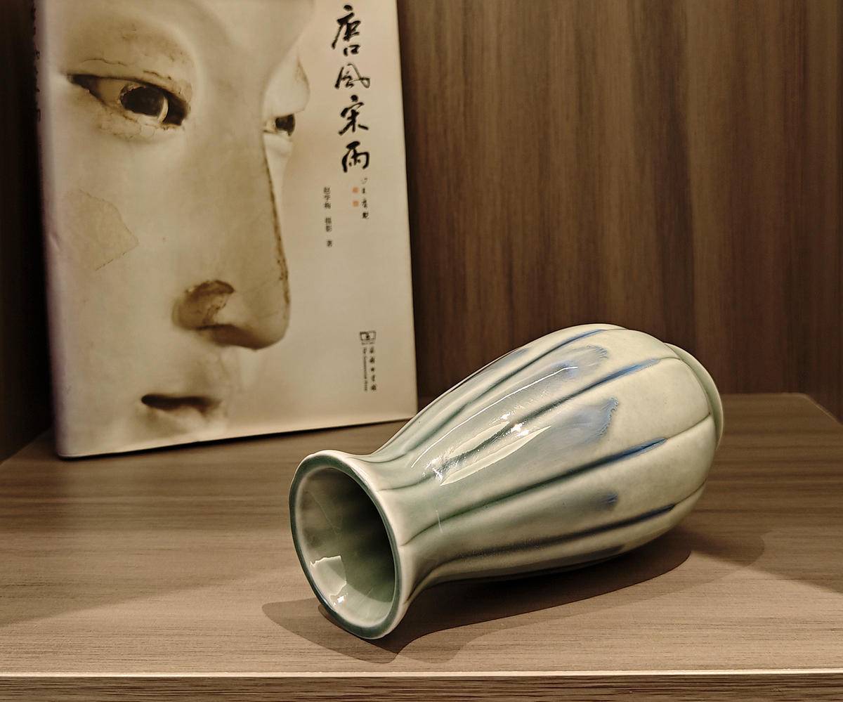 物色经霜后，云容欲雪初 - 刘欣 作品图1