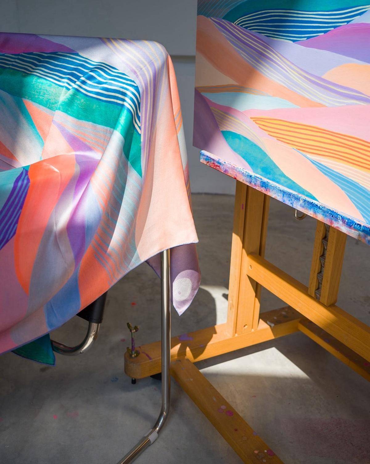 Mountains into Sea｜Silk Scarf｜艺术家真丝丝巾 - 杨婉 作品图4