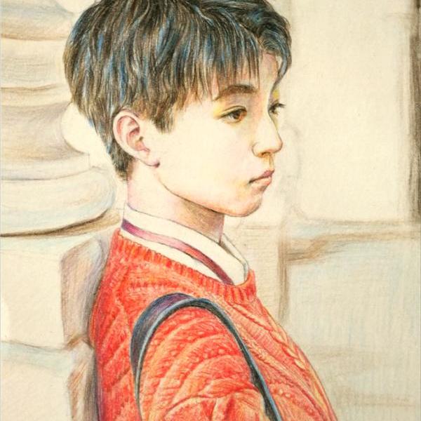 栩栩-穿红毛衣的王俊凯