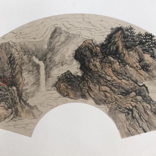 耿洁琼-隐隐于市